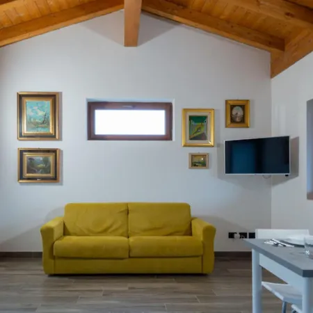 Agriturismo Baita Bave Pellio Inferiore Exterior photo