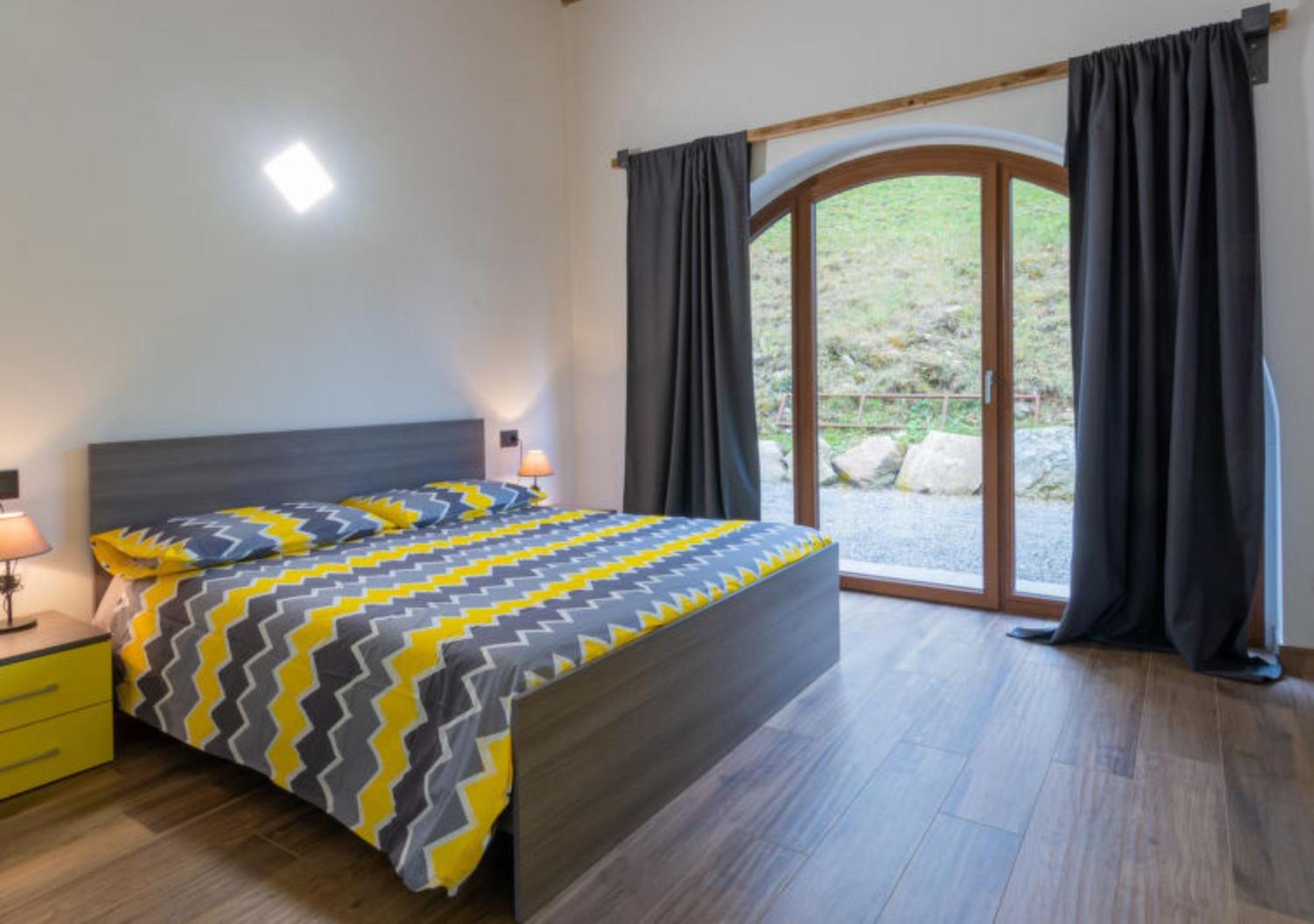Bave Alloggio per agriturismo Pellio Inferiore