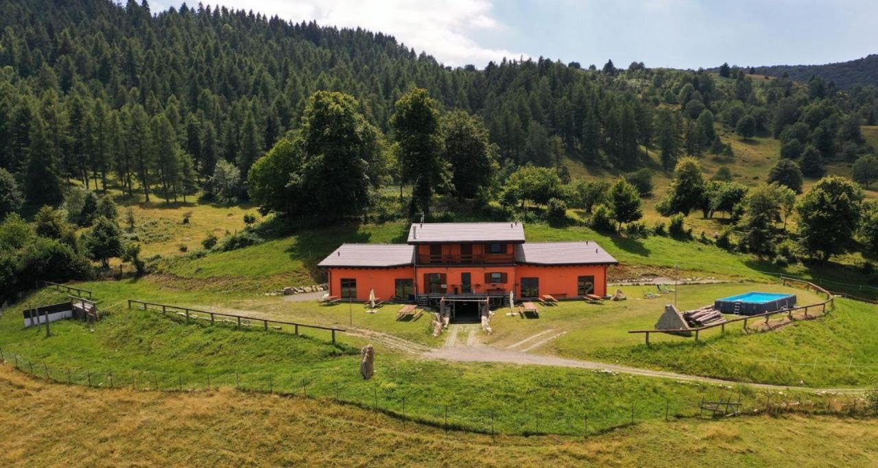 Bave Farm stay